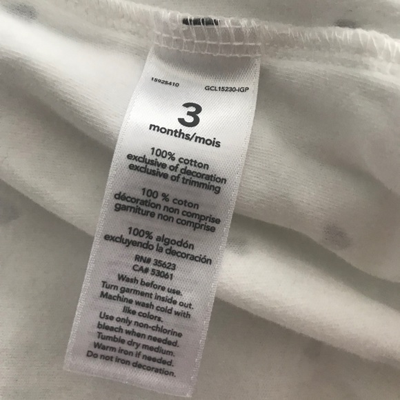 NWOT Carters one piece footie pajamas - Picture 6 of 6